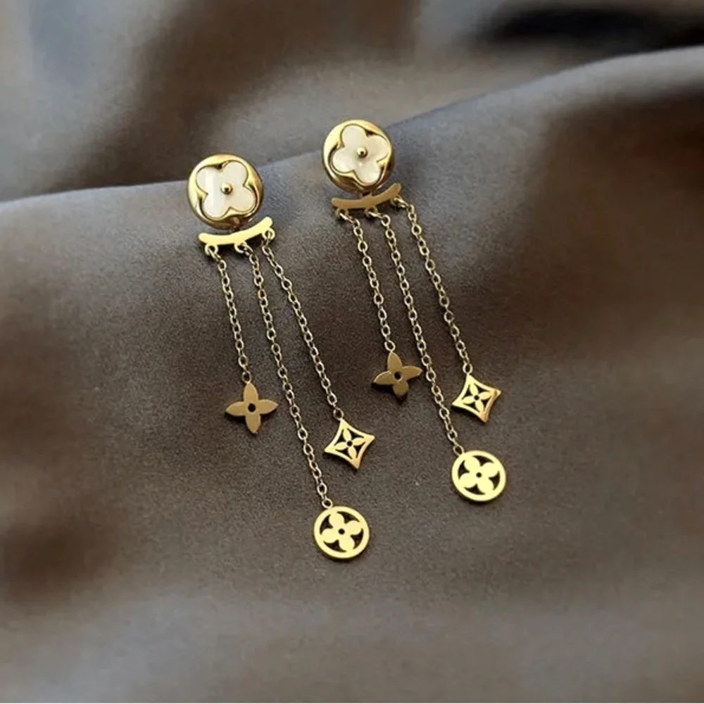 18K Gold 2 In 1 Designer Inspired Clover & Flower Drop Dangle Jacket Earrings - Picture 2 of 4